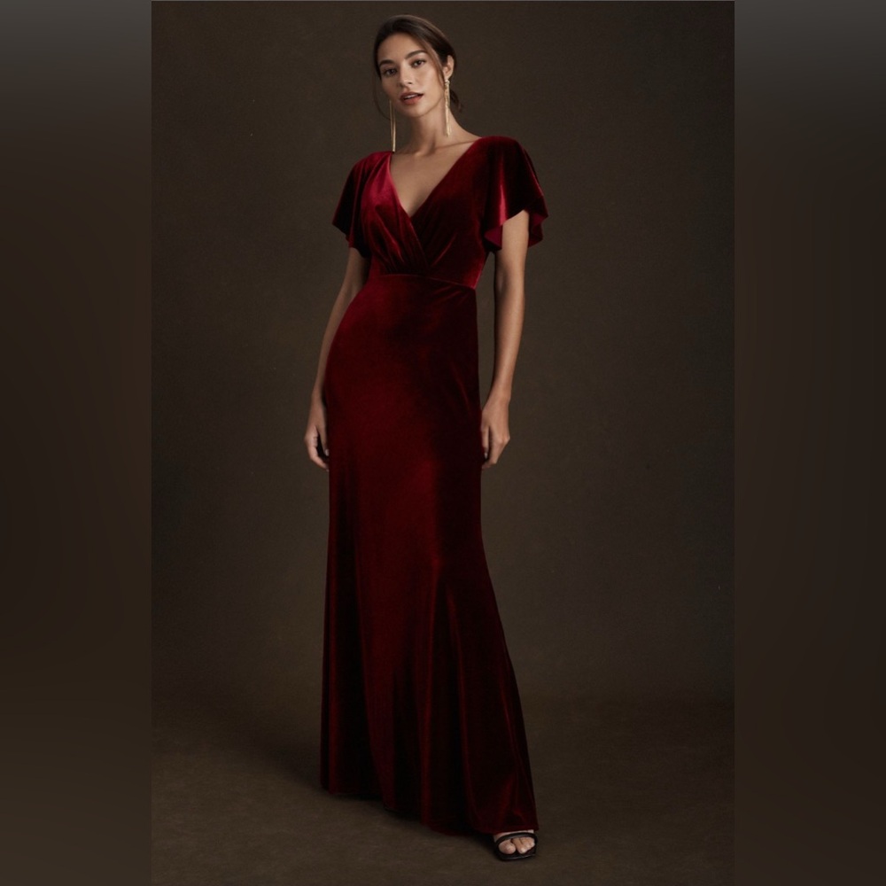 Jenny Yoo Ellis Flutter-Sleeve Open-Back Stretch Velvet Gown - Dark Berry size 4